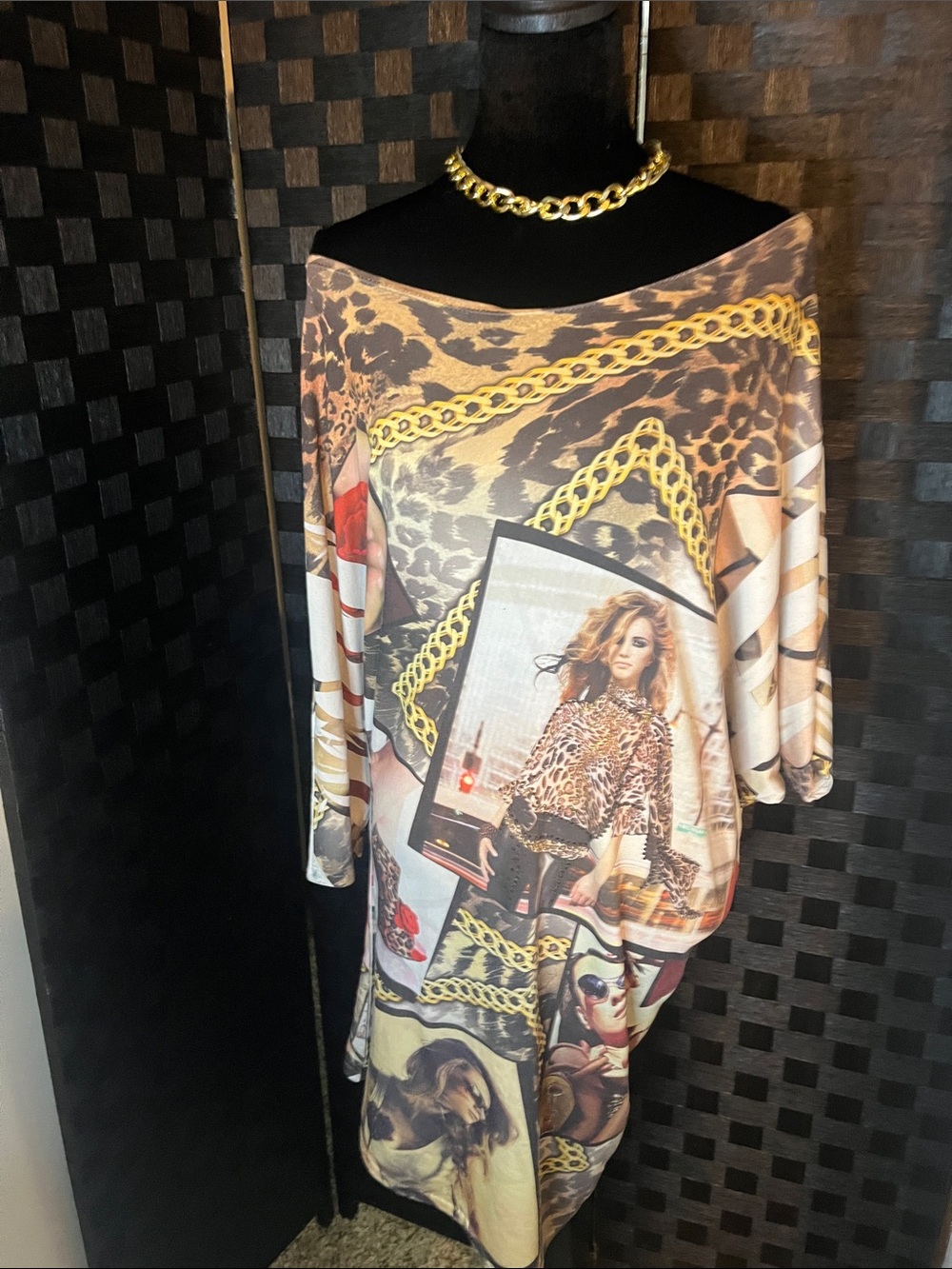 Women’s Beige and Brown Leopard Print Chain-Detail Boatneck Dress